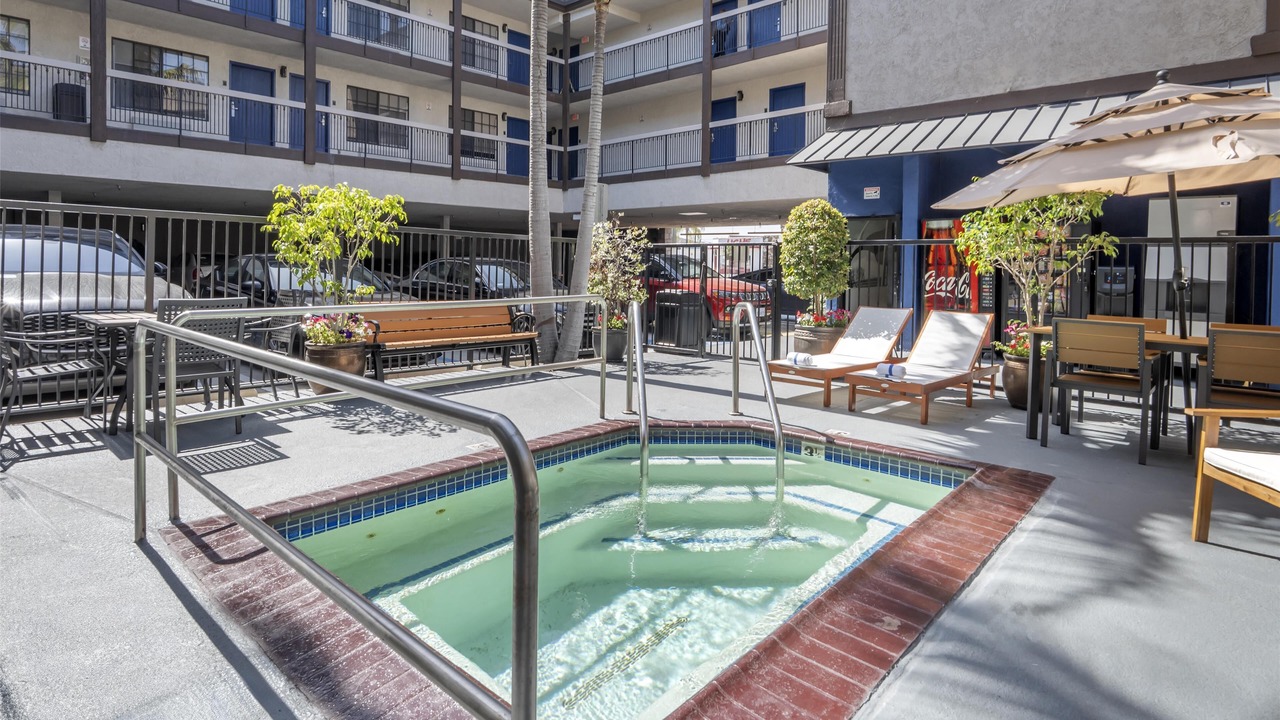 Photo of Outdoor in Inglewood