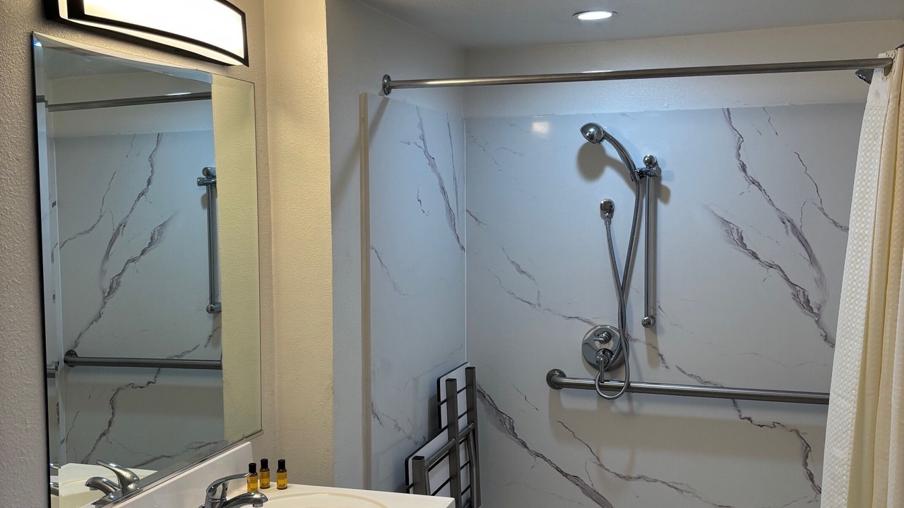 Photo of Bathroom in North Fremont Street