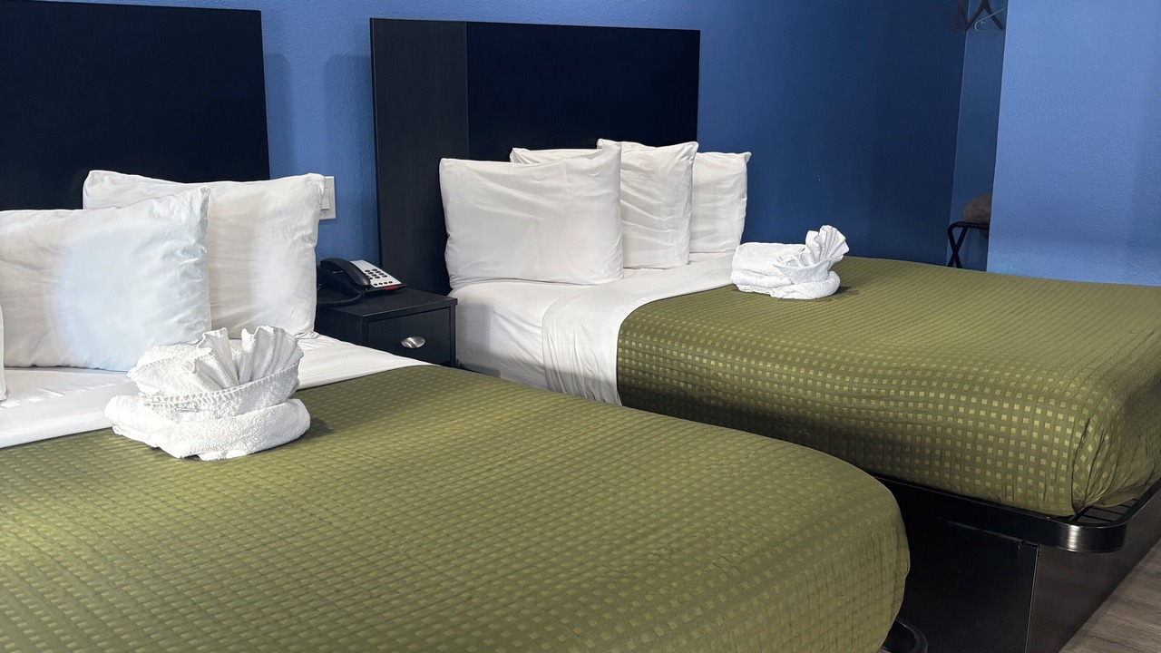 Photo of Bedroom in North Fremont Street