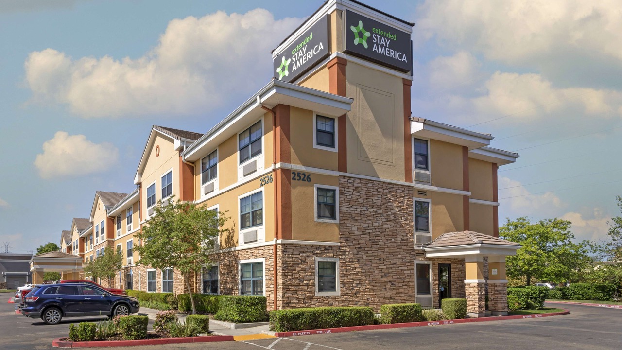 Photo of Buildings in Tracy