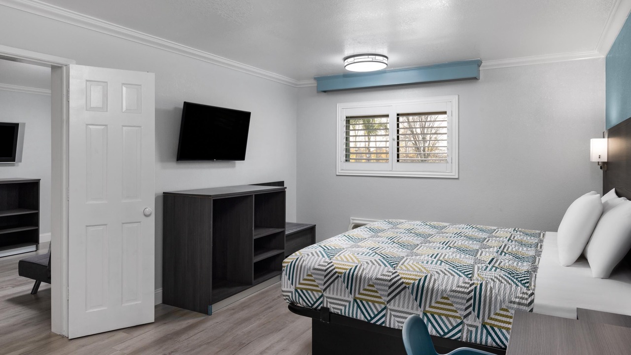 Photo of Bedroom in Lemoore