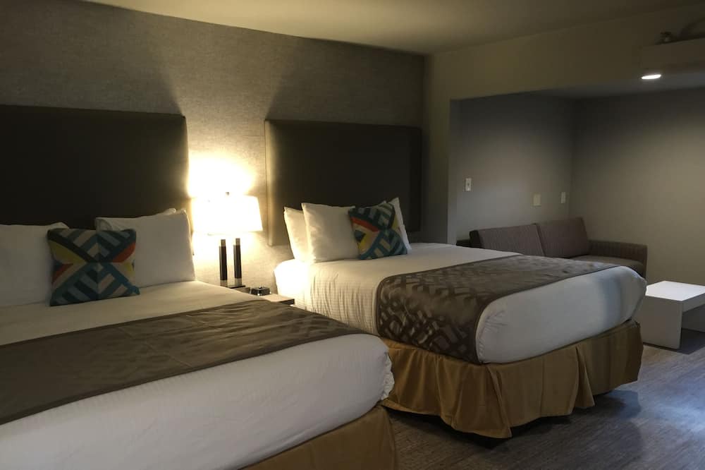 Photo of Bedroom in Arden-Arcade