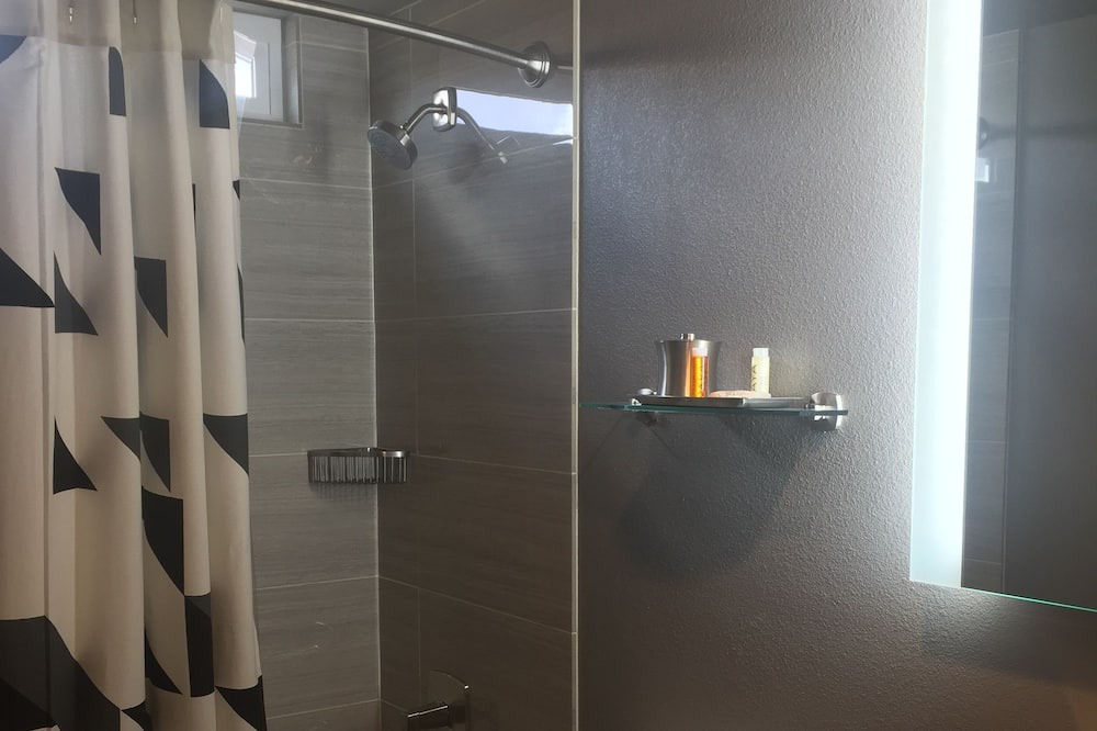 Photo of Bathroom in Arden-Arcade
