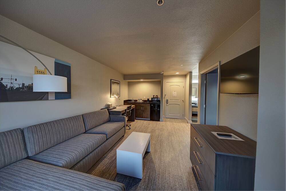 Photo of Livingroom in Arden-Arcade
