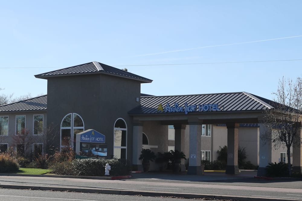 Photo of Outdoor in Arden-Arcade