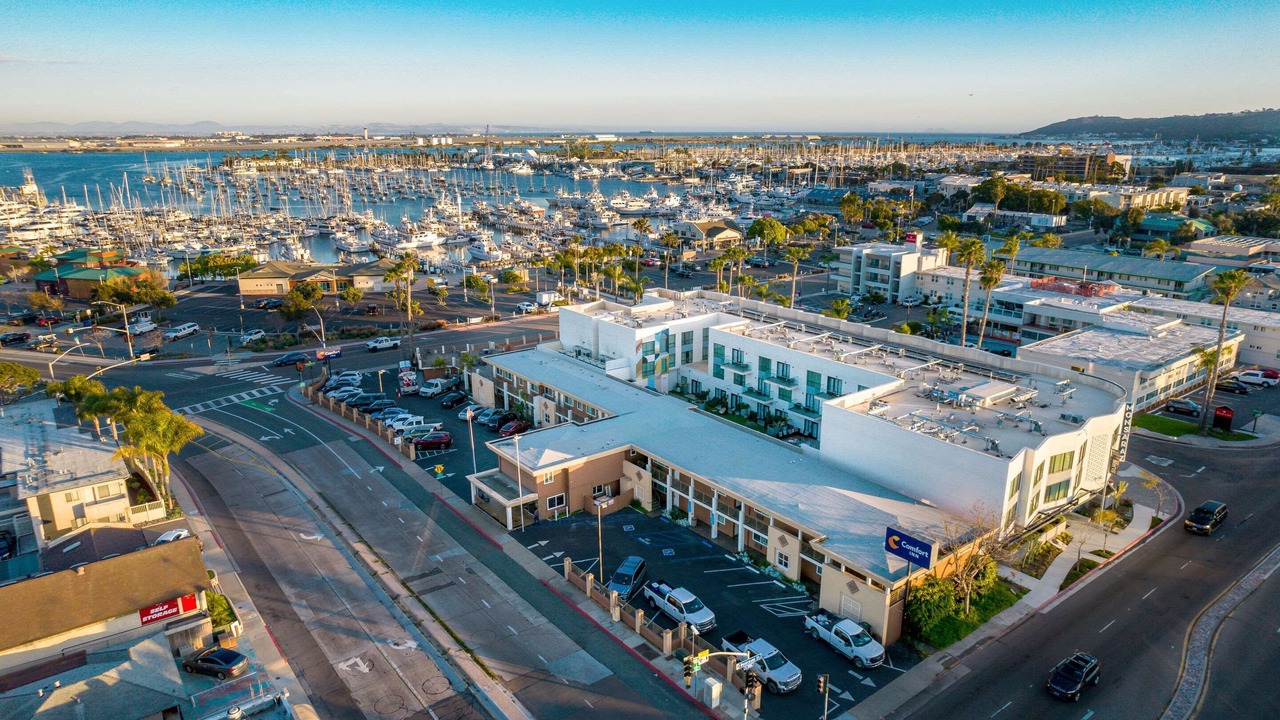 Photo of Outdoor in Roseville - Fleet Ridge