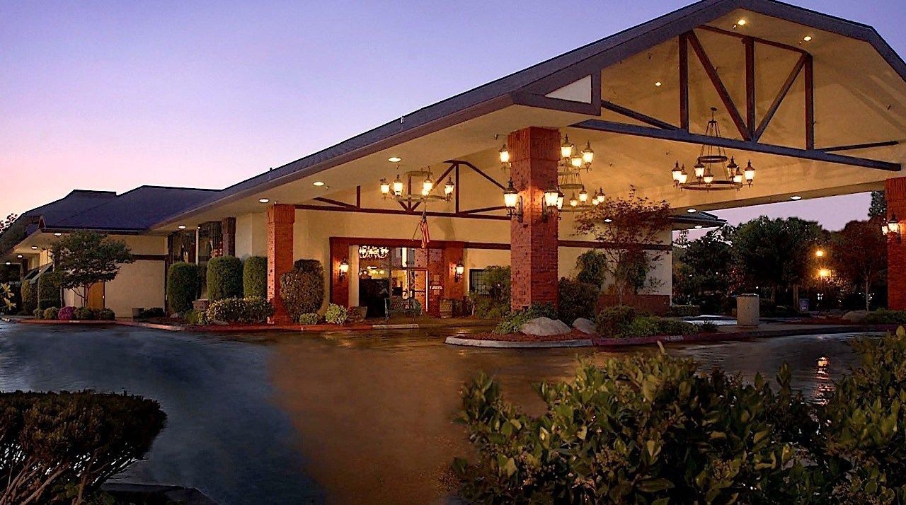 Photo of Buildings in Raisin