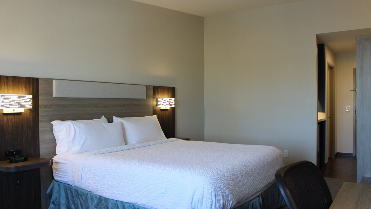 Photo of Bedroom in Pumpkin Center