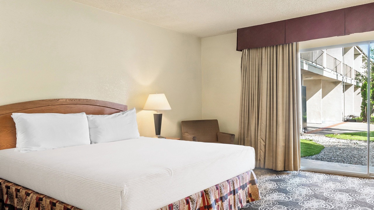 Photo of Bedroom in Harbor