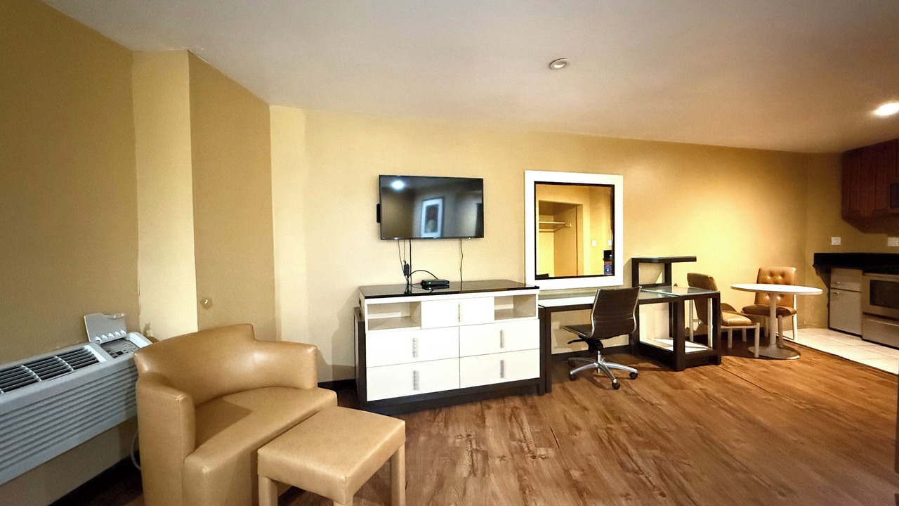 Photo of Bedroom in Gardena