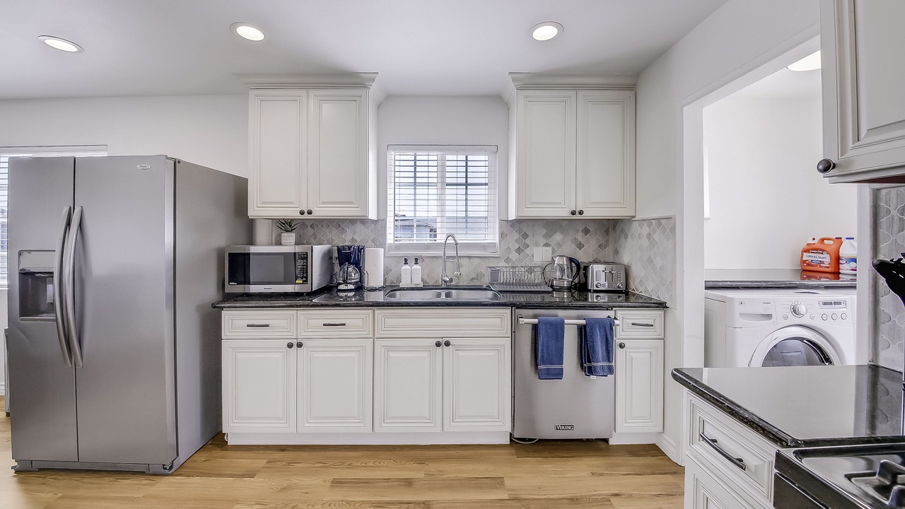 Photo of Kitchen in Midway City