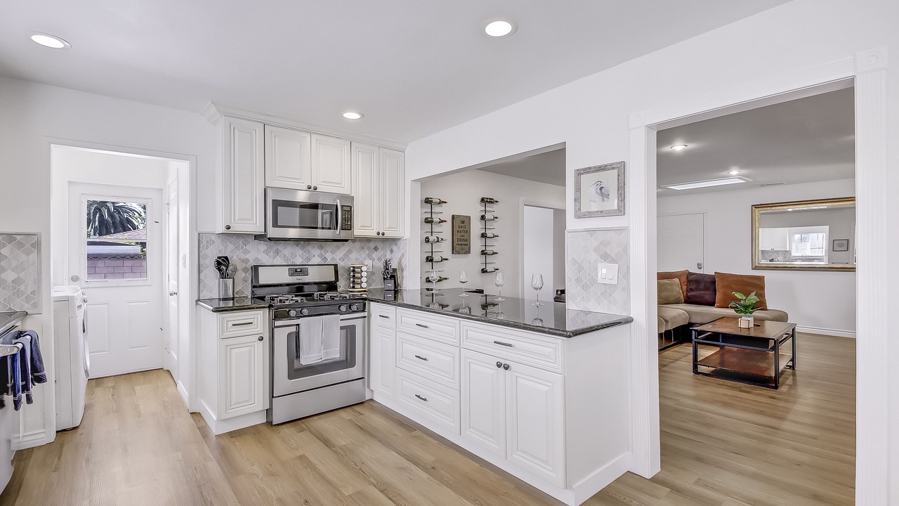 Photo of Kitchen in Midway City