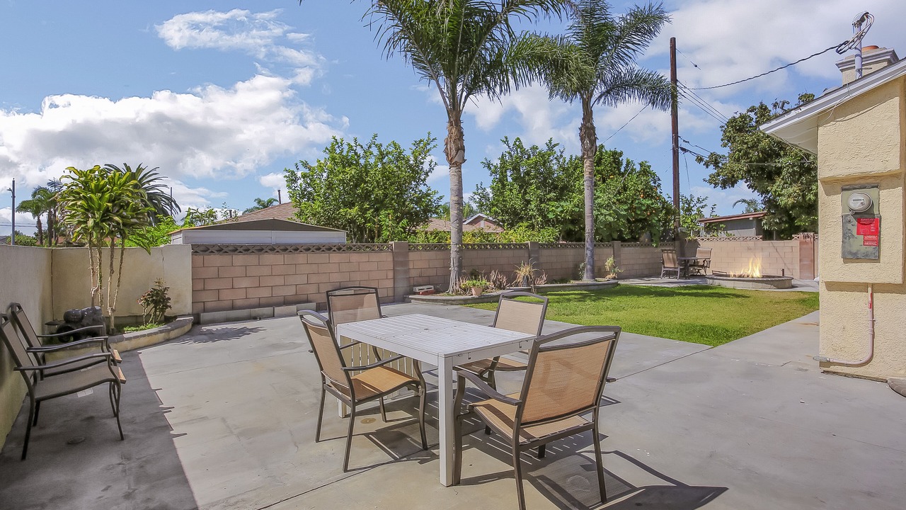 Photo of Outdoor in Midway City