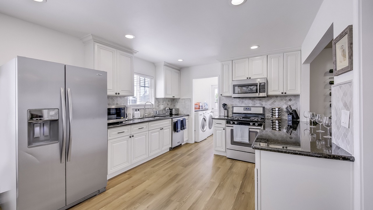 Photo of Kitchen in Midway City