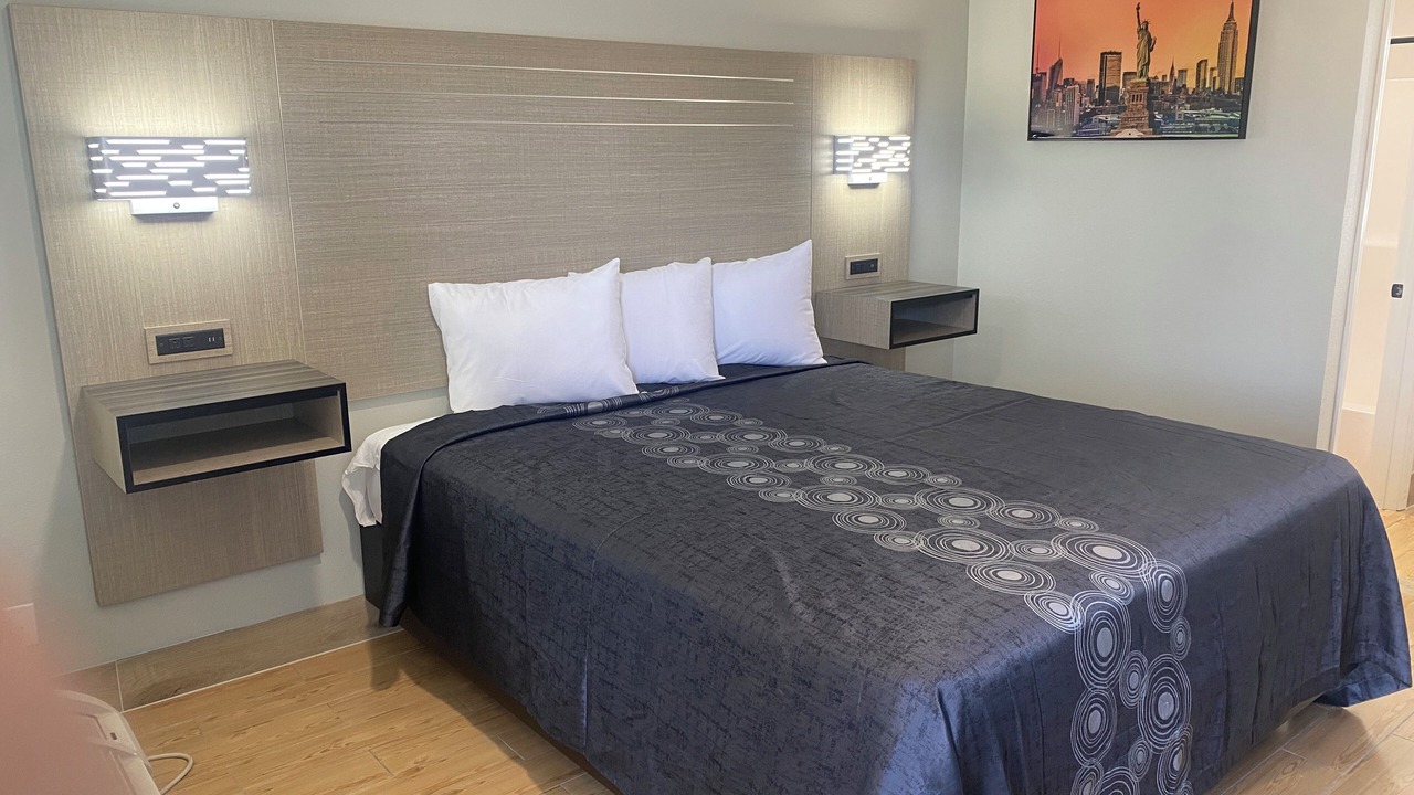 Photo of Bedroom in Ontario