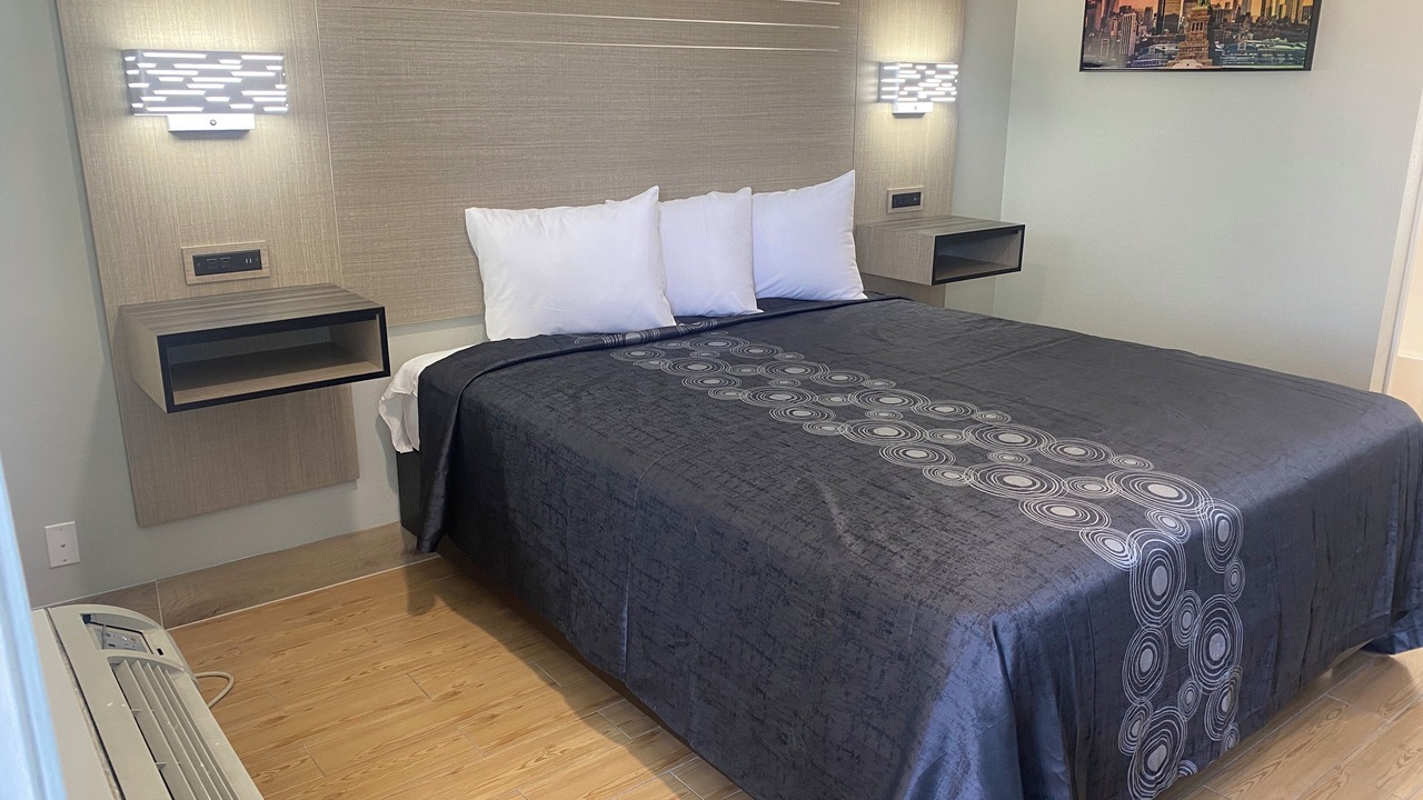 Photo of Bedroom in Ontario