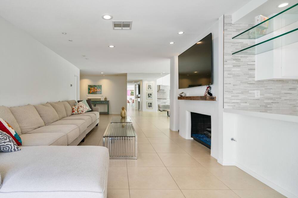 Photo of Livingroom in Araby