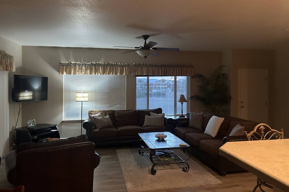 Photo of Livingroom in Mohave Valley