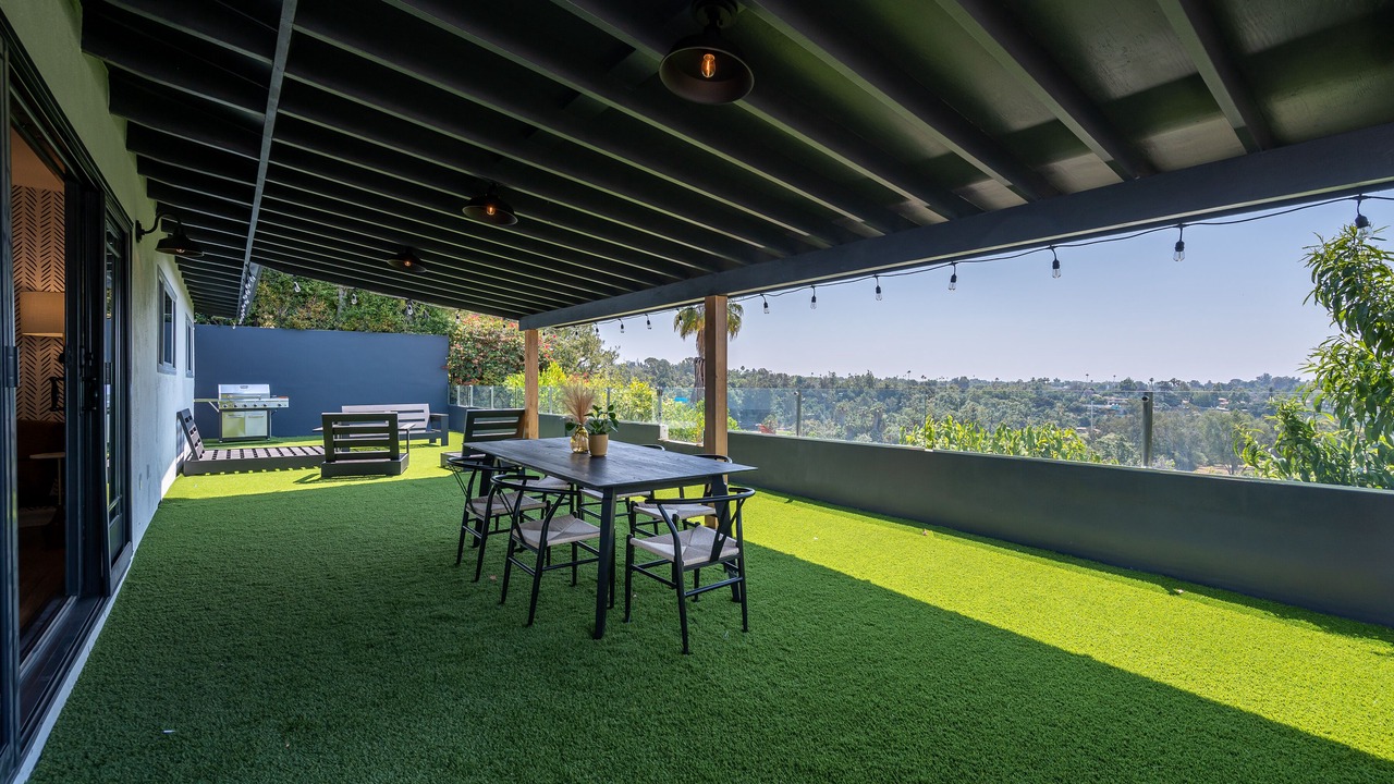 Photo of Outdoor in Highland Park