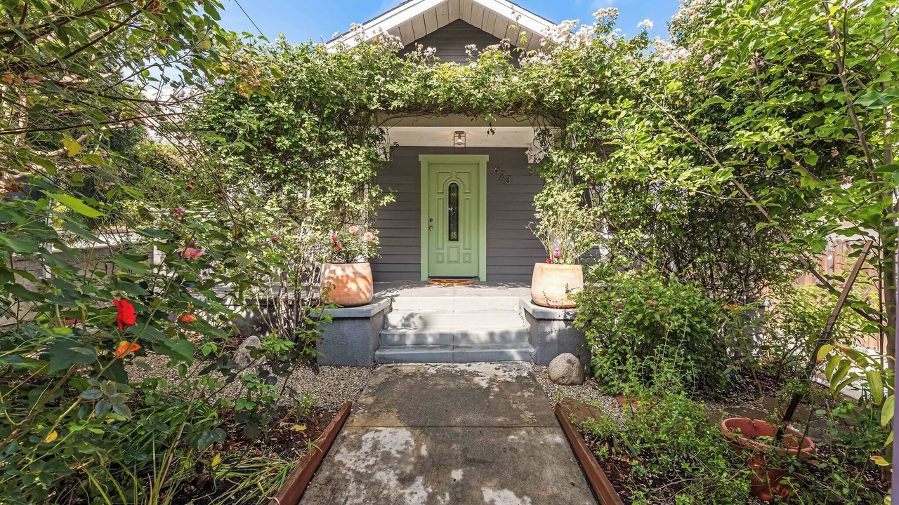 Photo of Outdoor in Silver Lake