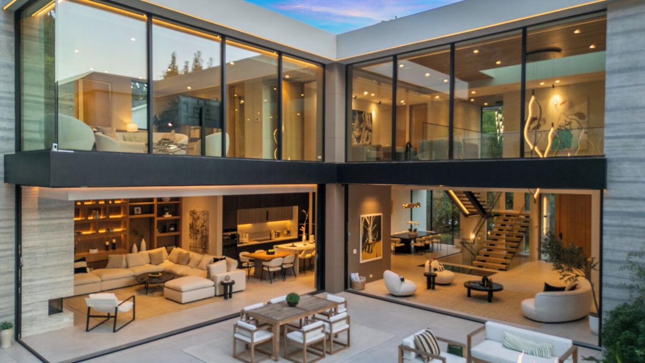 Photo of Outdoor in Beverly Hills