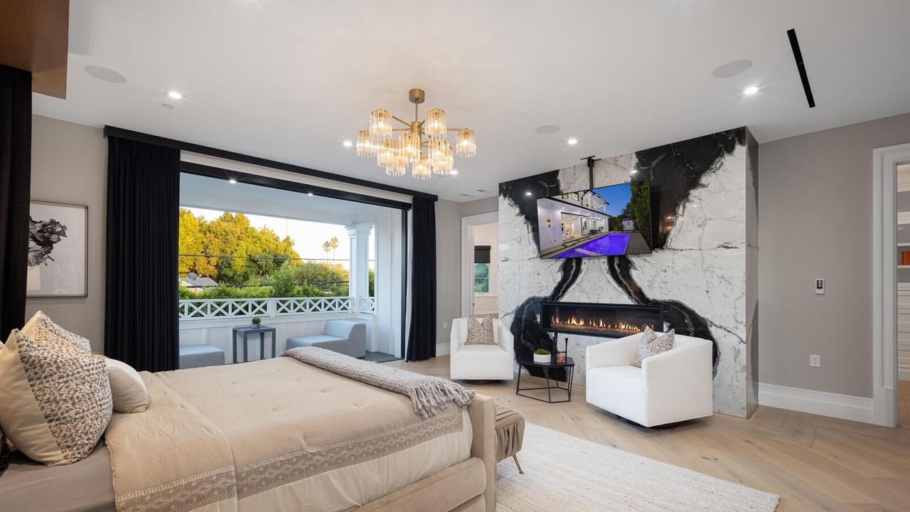 Photo of Outdoor in Melrose