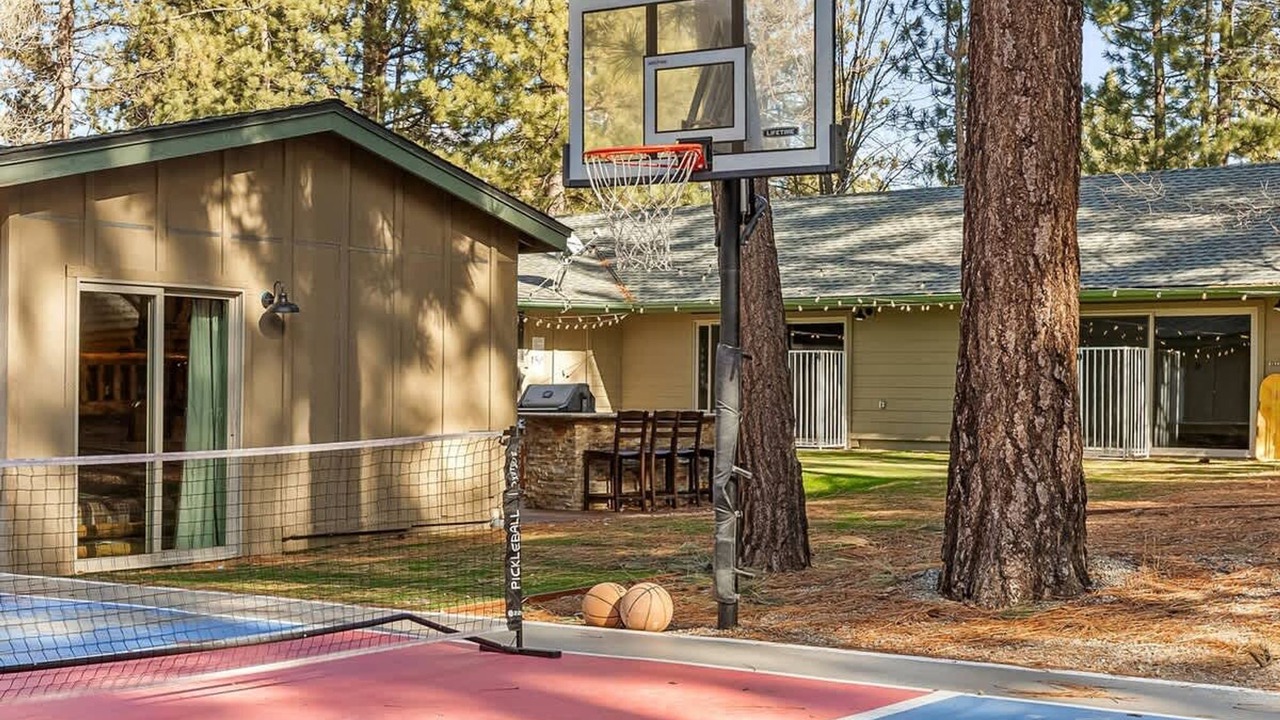 Photo of Others in Summit Estates