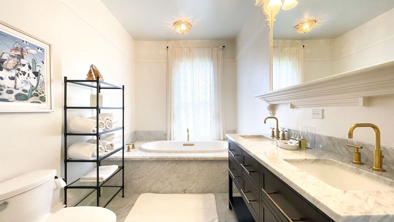 Photo of Bathroom in Winters