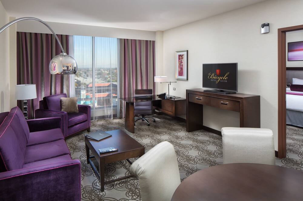 Photo of Livingroom in Bell Gardens