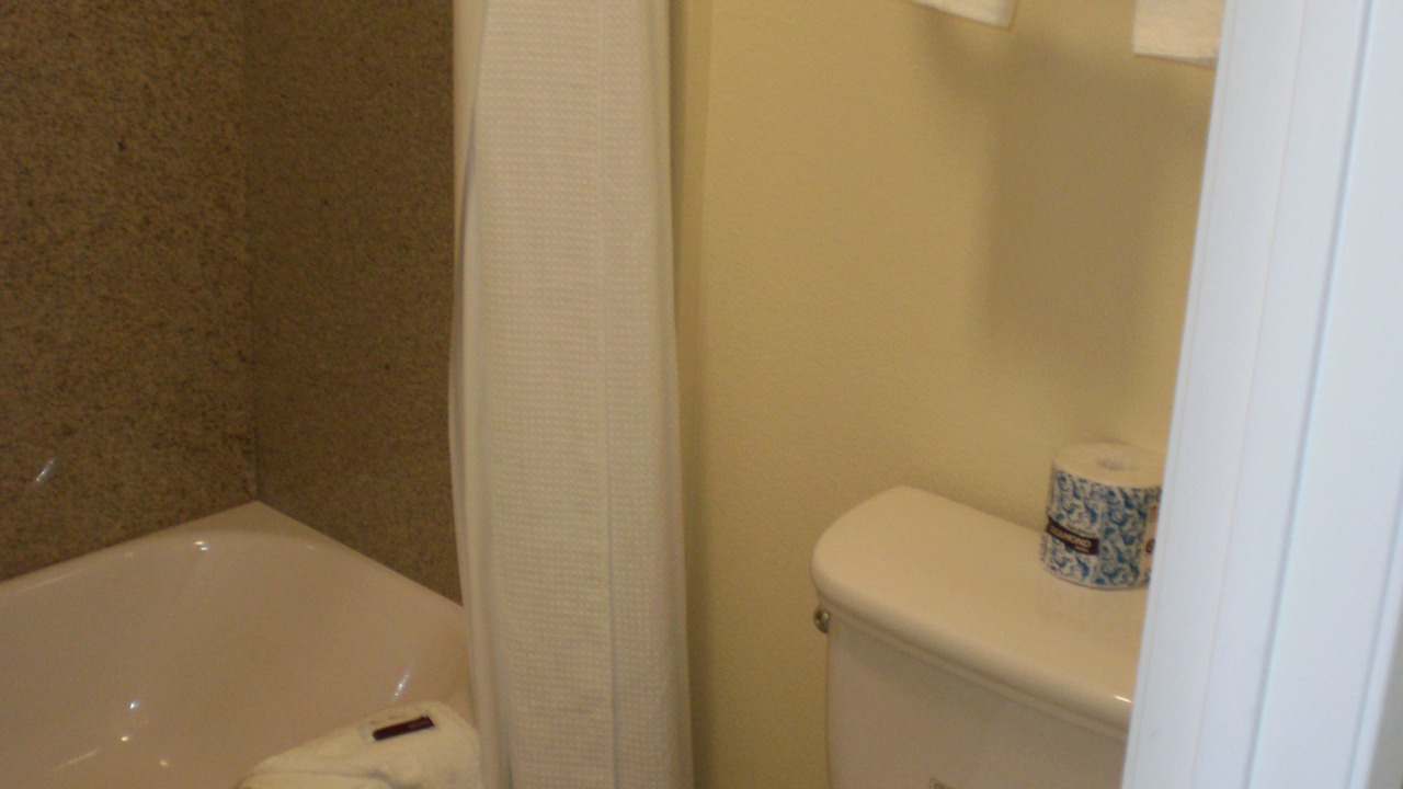 Photo of Bathroom in Mojave