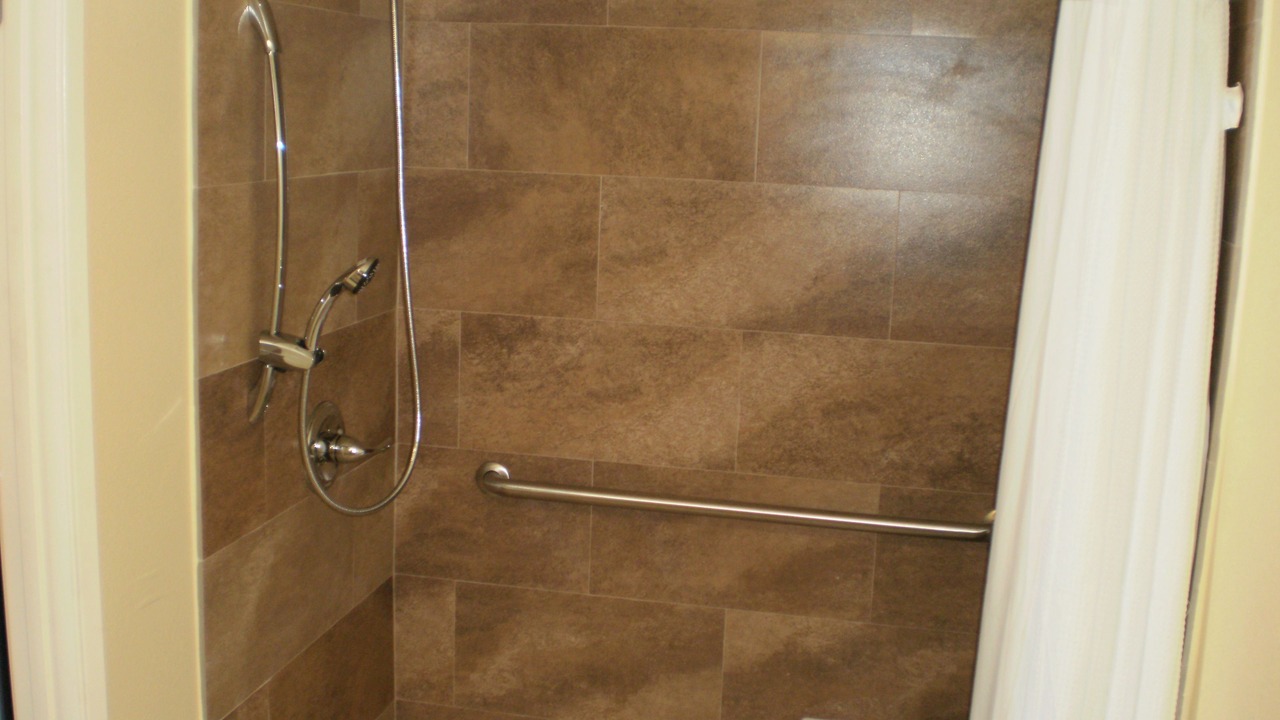 Photo of Bathroom in Mojave