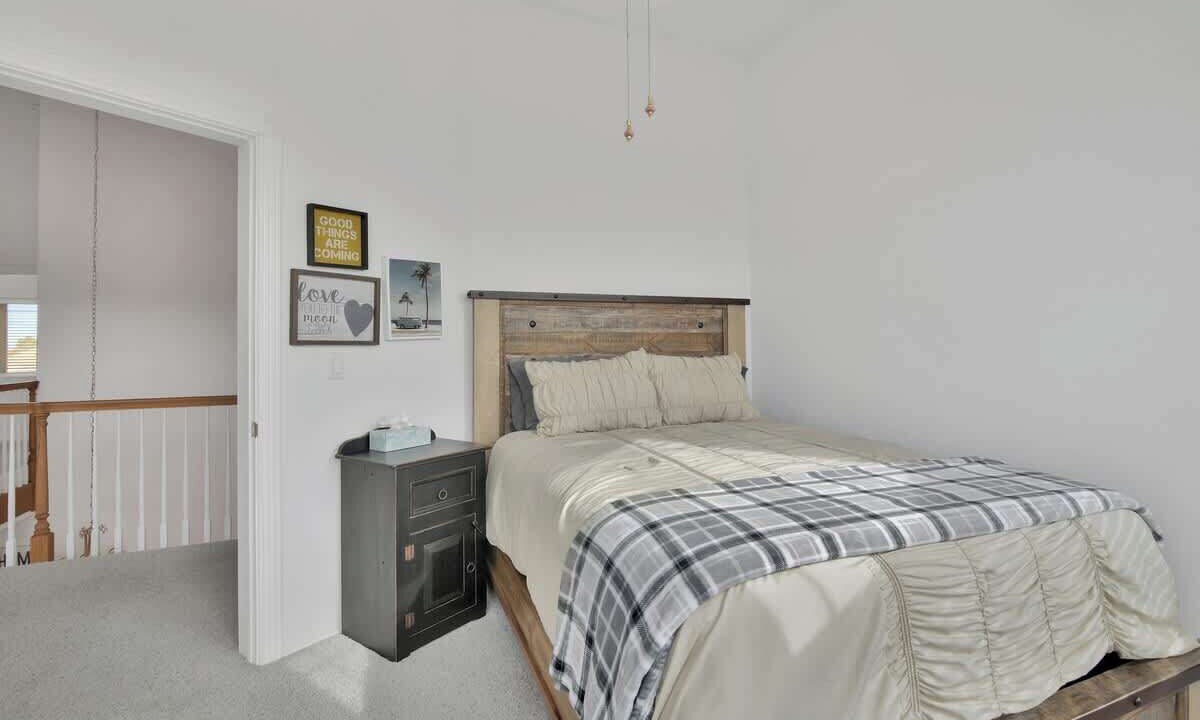Photo of Bedroom in Lynx Mountain View Estates