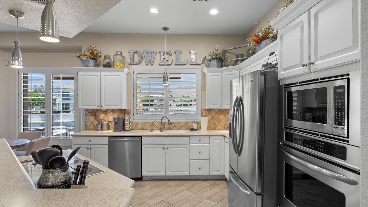 Photo of Kitchen in Arrowhead Lakes