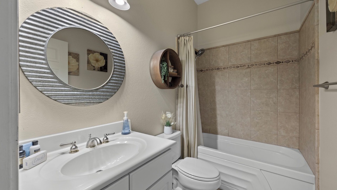Photo of Bathroom in Arrowhead Lakes