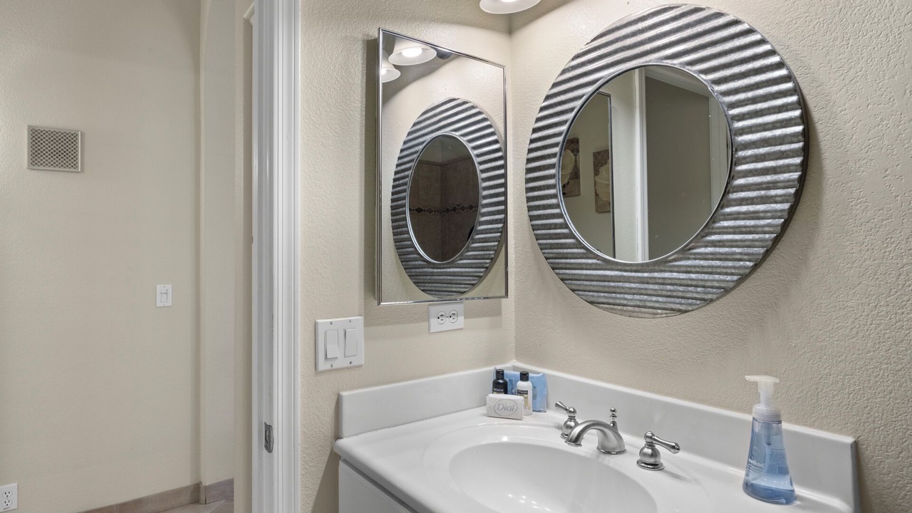 Photo of Bathroom in Arrowhead Lakes