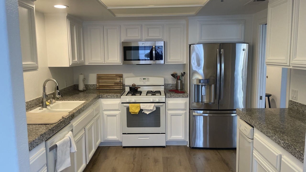 Photo of Kitchen in Sawtelle