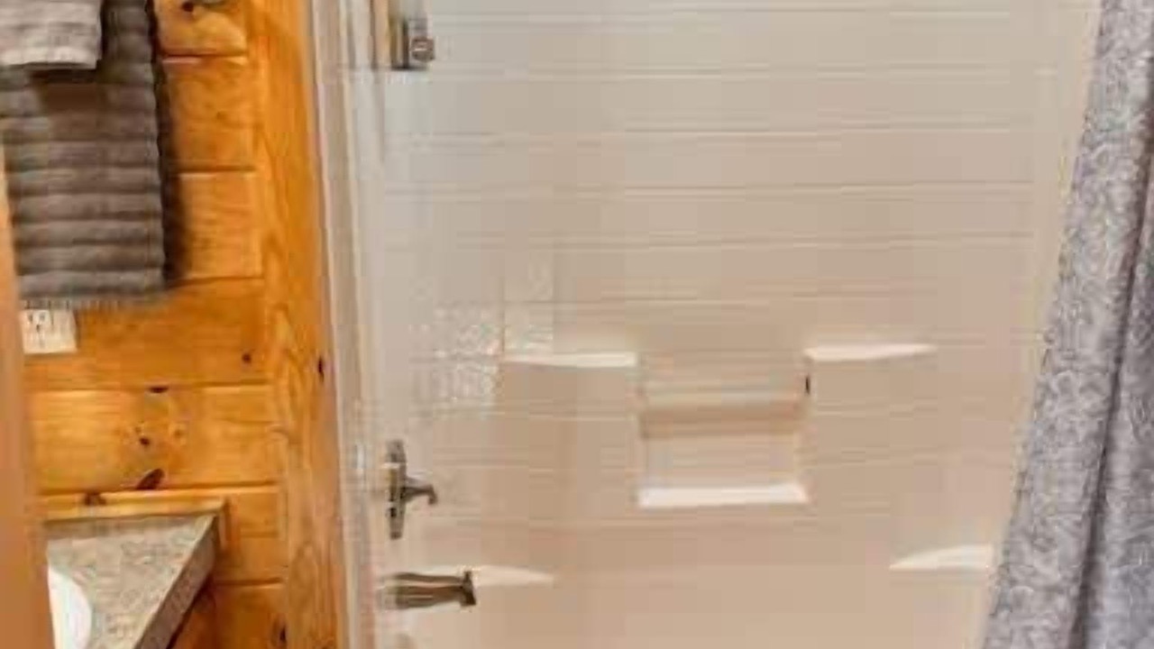 Photo of Bathroom in Kernville