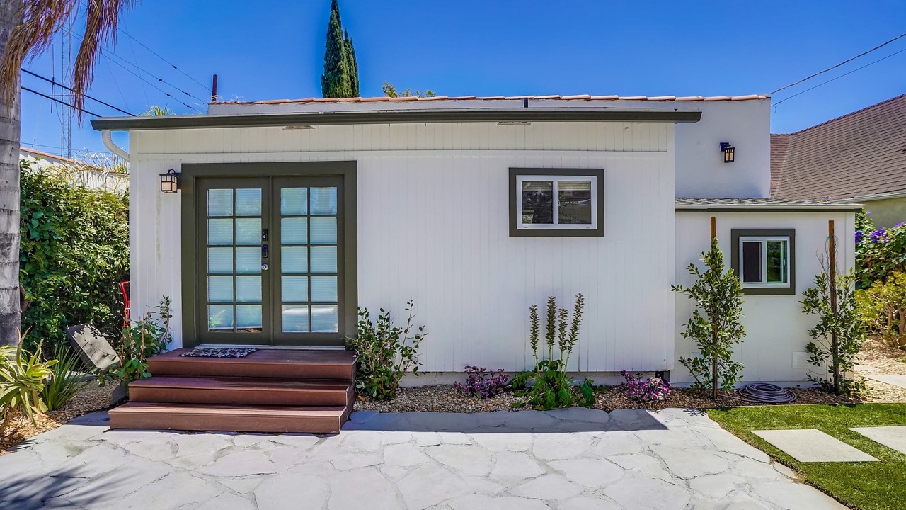 Photo of Outdoor in Melrose