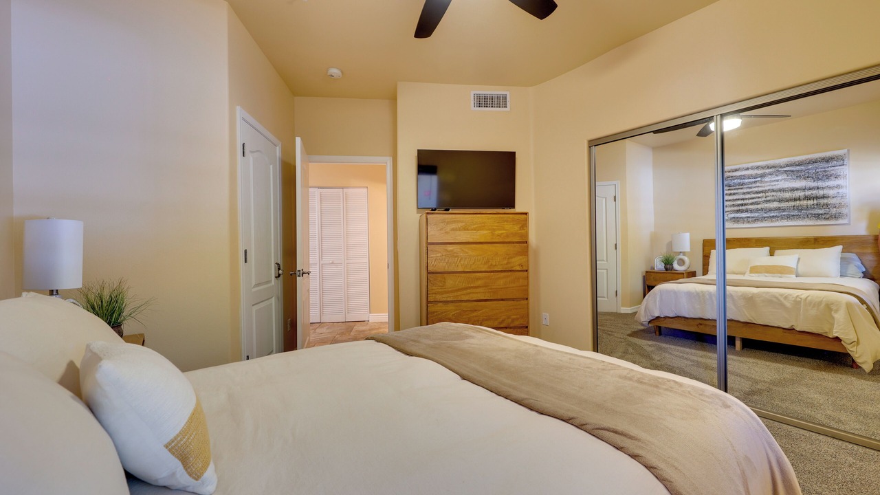 Photo of Bedroom in Bullhead City