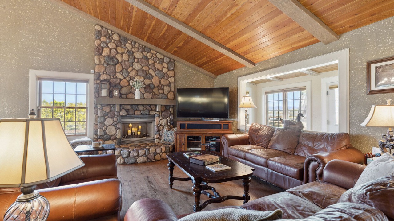 Photo of Livingroom in Temecula