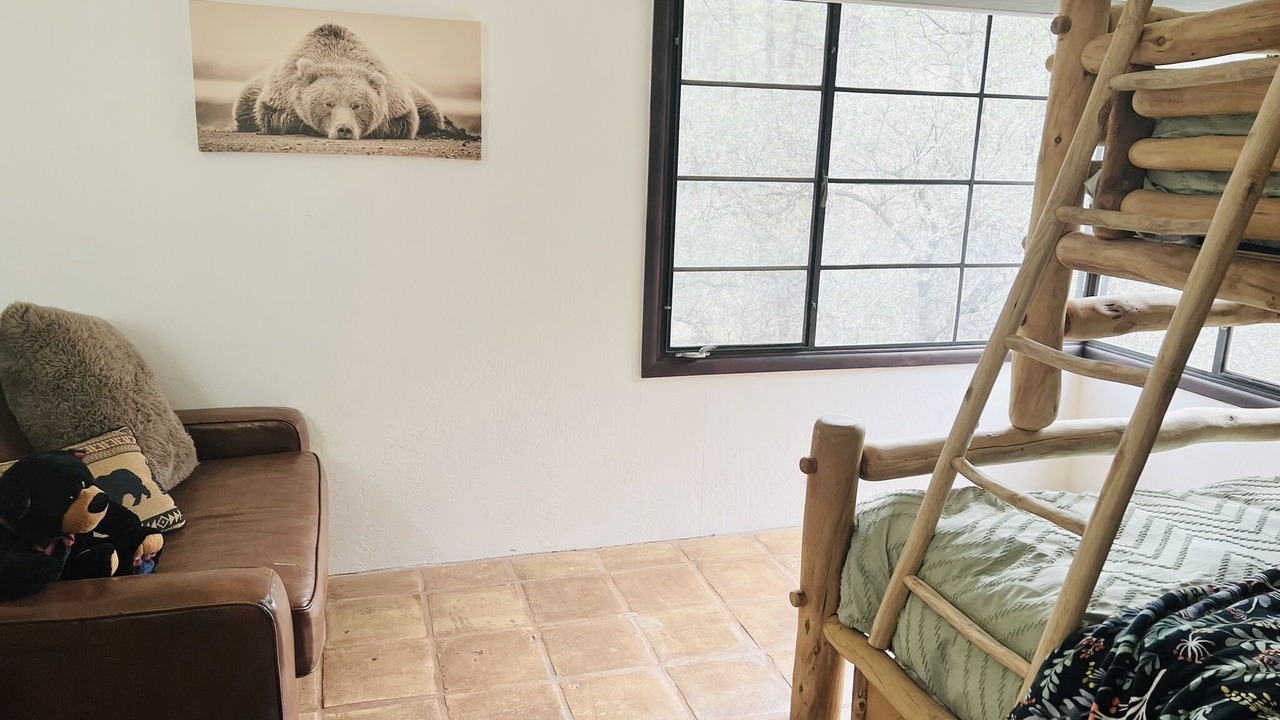 Photo of Bedroom in Oak Knoll Village