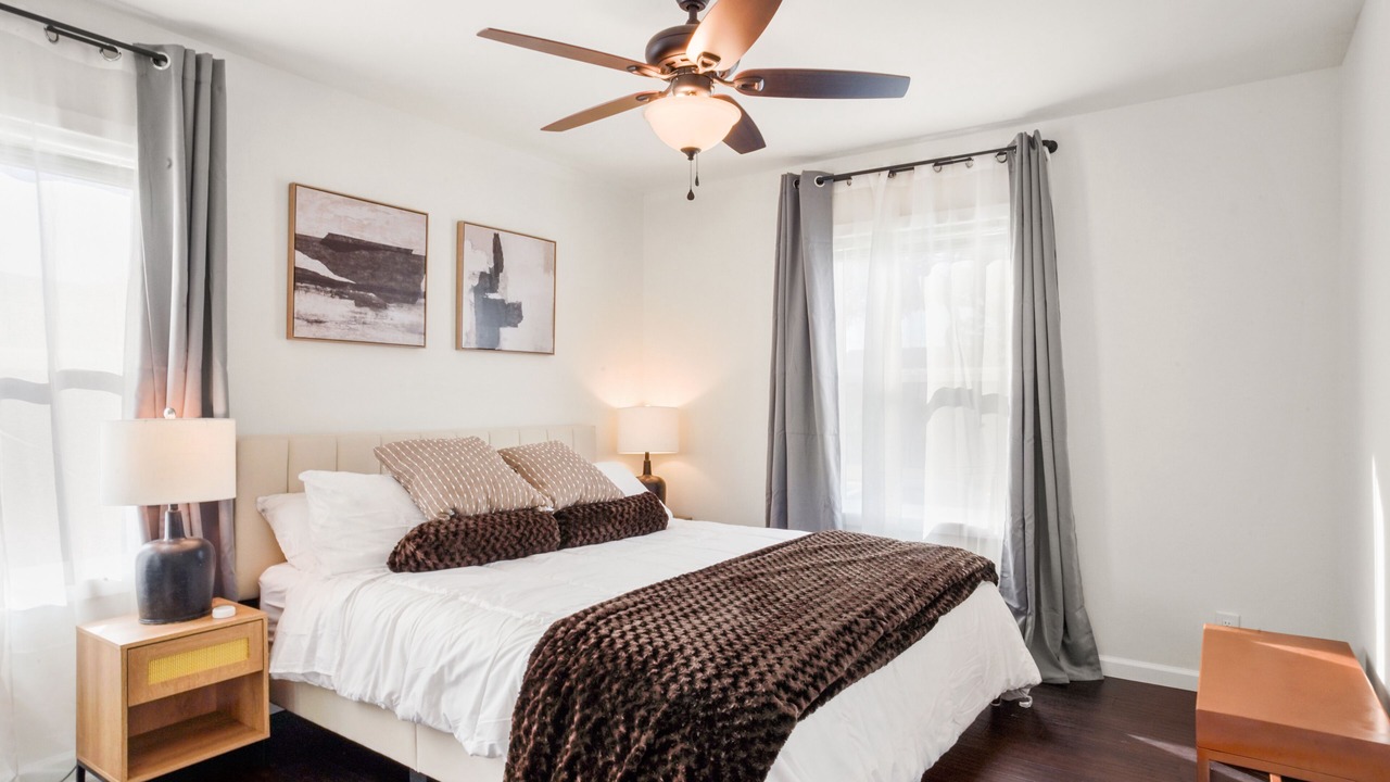 Photo of Bedroom in Los Angeles