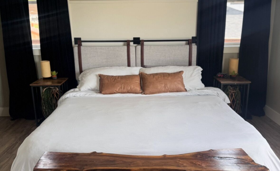 Photo of Bedroom in Rohnerville