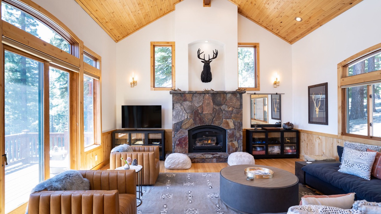 Photo of Livingroom in Truckee