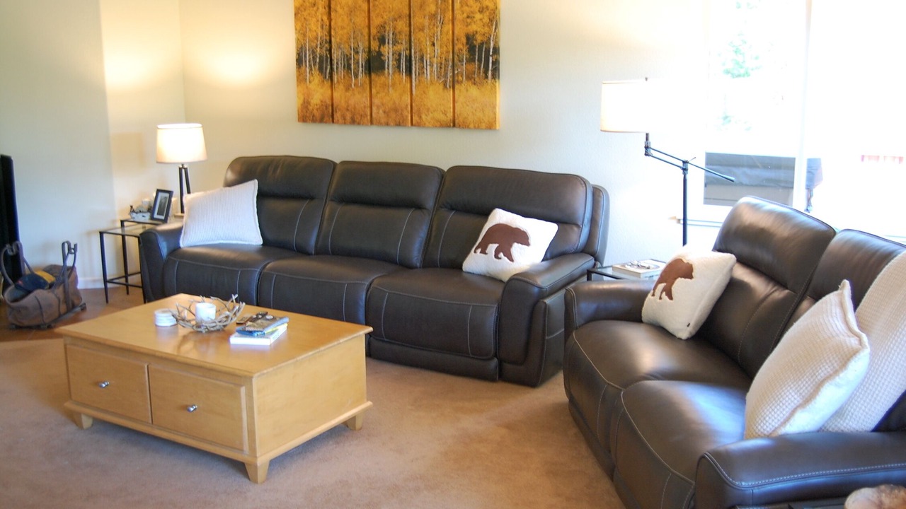 Photo of Livingroom in Iron Horse