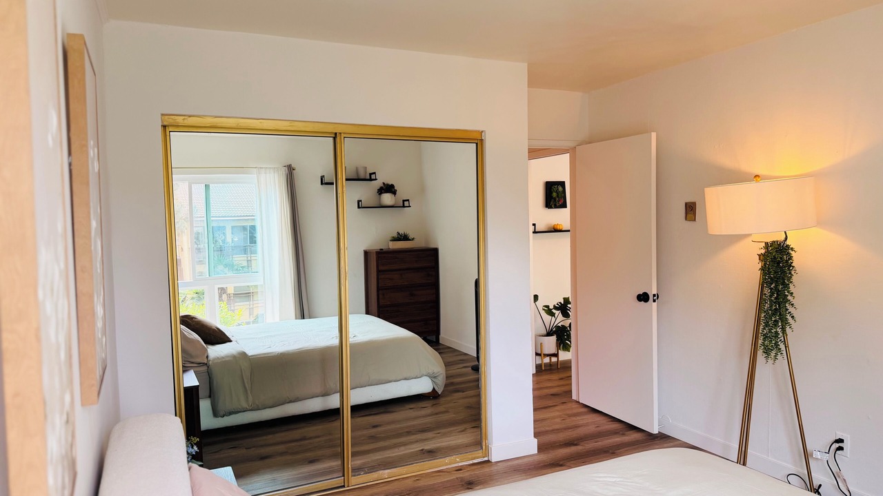 Photo of Bedroom in Fox Hills