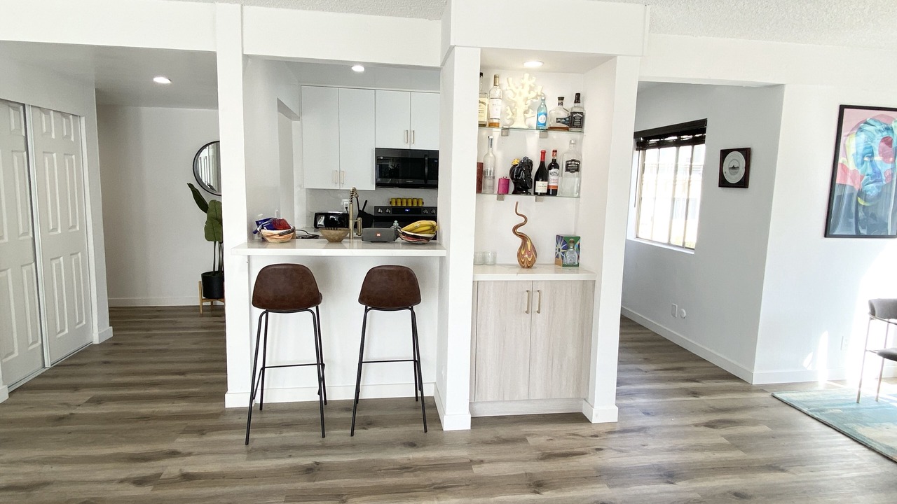 Photo of Livingroom in Fox Hills