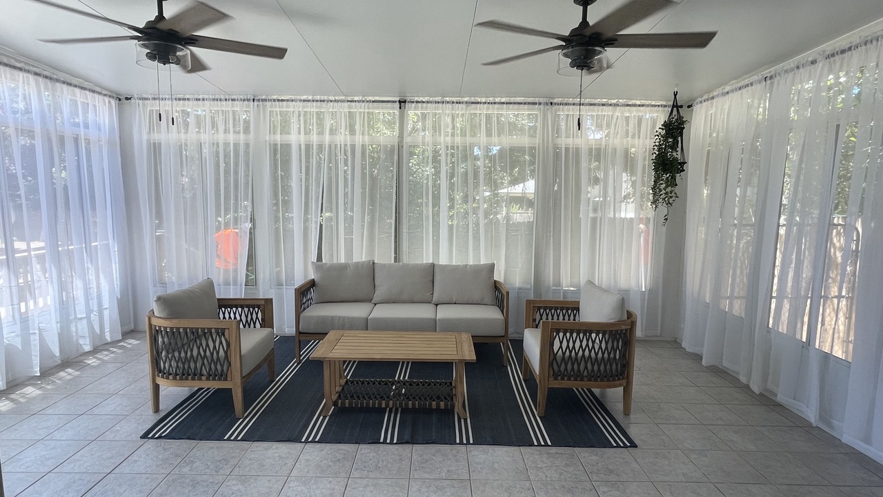 Photo of Livingroom in Chico