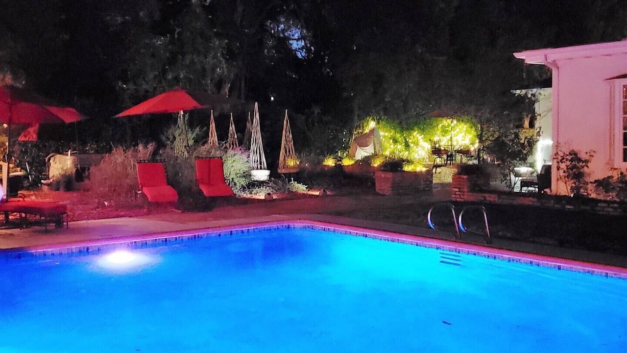Photo of Outdoor in Northridge
