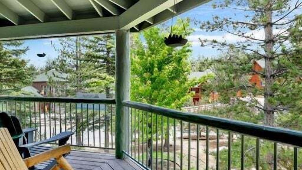 Photo of Outdoor in Castle Glen Estates